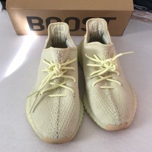 YEEZYS! Size 8